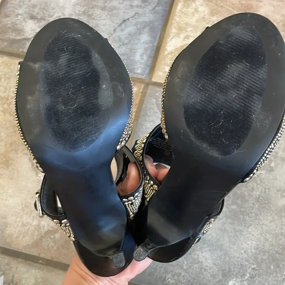 Steve Madden Haile Heeled Gold Studded Sandals 8.5 - Picture 9 of 9